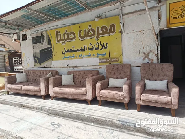 كنب تفصيل 7 مقاعد مع طاولته خشب سويد والأرجل زان