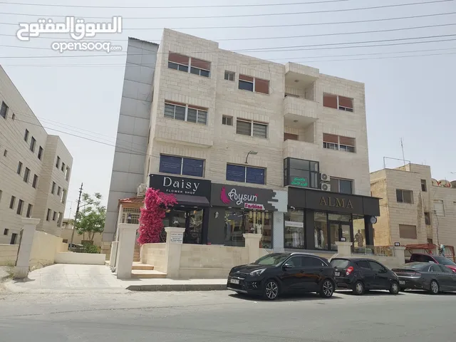 شقة استثمارية تجارية للبيع في موقع تجاري مميز بجانب مجمع جبر التجاري (من المالك مباشرة)