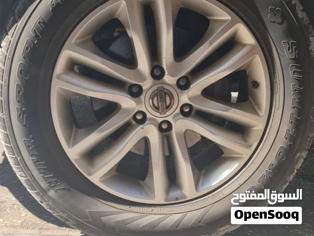 4 Tyres and 4 Alloy Wheels Almunium