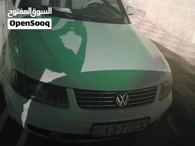 1998 فولكسفاغن جولف Standard