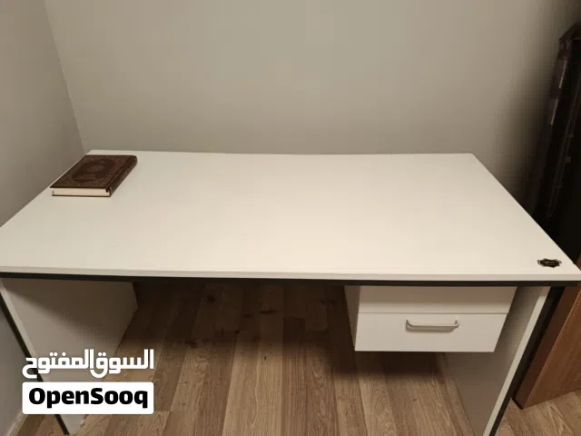 طاولة نظيفة للبيع