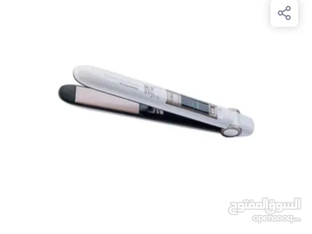 مكواة الشعر من Solac بتضمن لك شعر ناعم كالحرير لانها مصنوعة من السيراميك والمعززة بتكنولوجيا ionic t