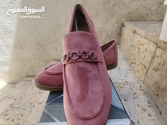 35.5 Casual Shoes in Tripoli