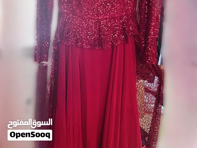 فساتين ماركات
