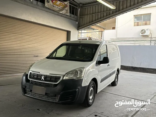 Used Peugeot Partner in Central Governorate