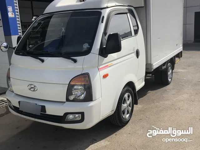 هونداي نقل 2013 ثلاجه و مكينه و قير و مكيف علي الشرط