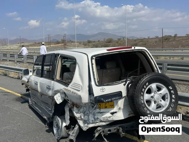 قطع غيار لاندكروزر 2003