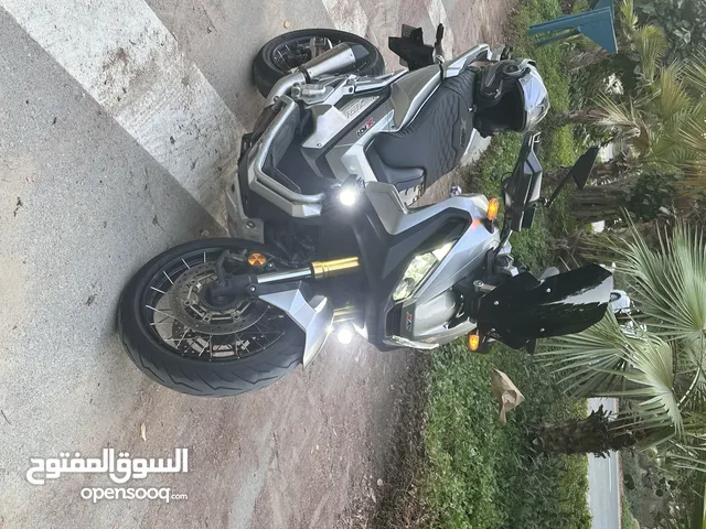 Honda X-ADV 750 – Like New with Only 10K KM! Buy And Drive