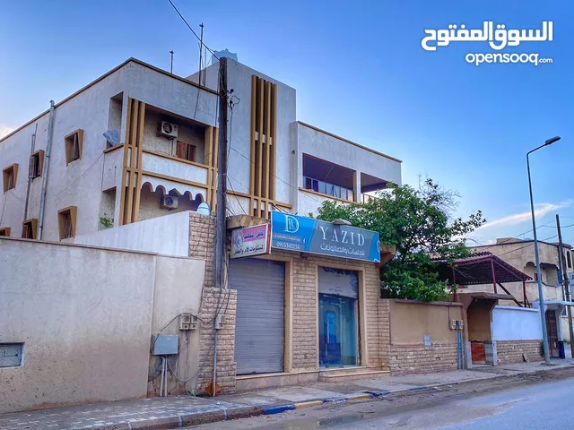 1200 m2 5 Bedrooms Villa for Sale in Tripoli Souq Al-Juma'a