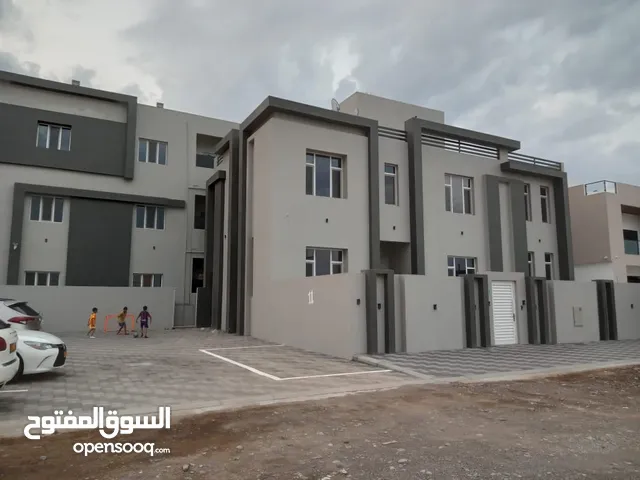 155 m2 3 Bedrooms Apartments for Rent in Muscat Al Maabilah
