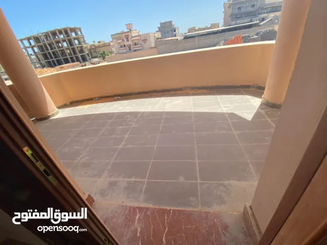 تبارك الله فيلا كبيرة للبيع في طرابلس ابوسليم وبسعر مناسب للجميع فررررررررصة