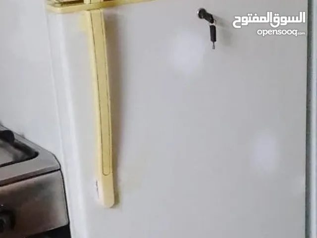 ثلاجه مستعمله 18 قدم بحاله جيده شغاله 100%