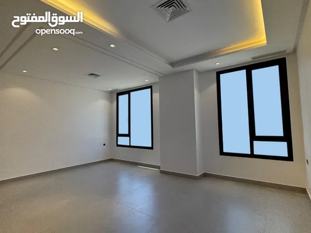 دور إستثماري أول مستأجر مع فترة سماح للإيجار في بنيد القار