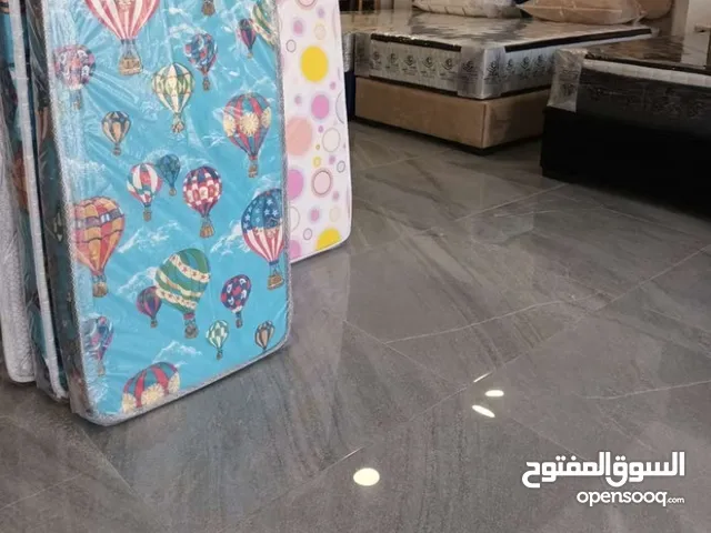 فرشة إسفنج حسب اختياراك متوفر خدمة التوصيل