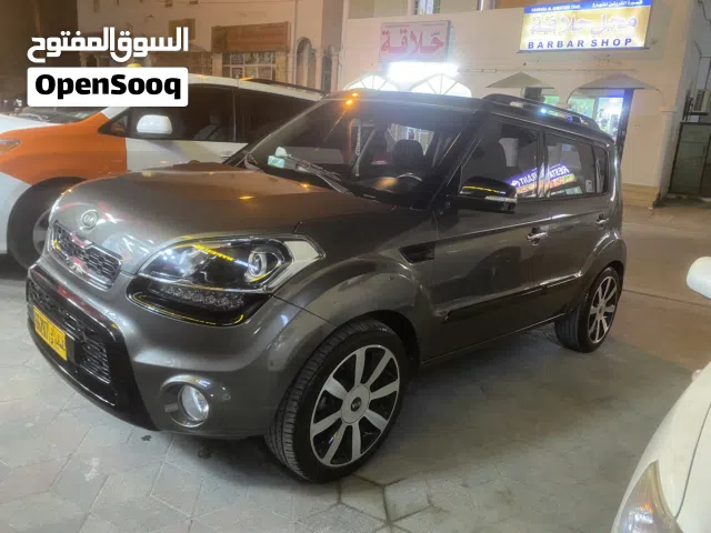 2012 كيا سول Standard