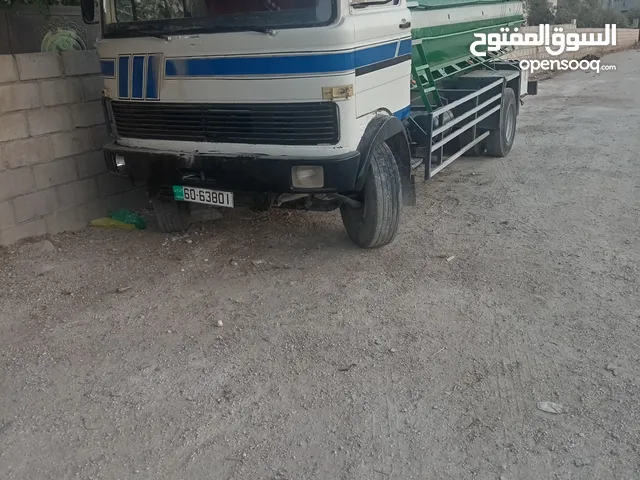 Tank Mercedes Benz 1983 in Ramtha