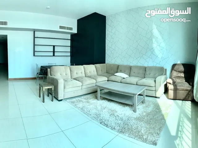 Exclusive rate amazing 2 bedroom flat in amwaj with amazing location