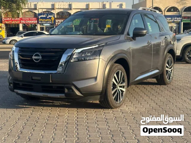 2025 نيسان باثفايندر SL