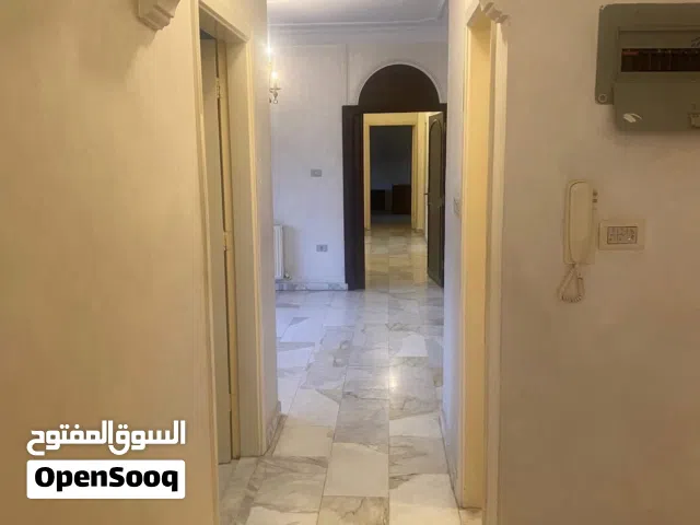 شقه موقع مميز جدا