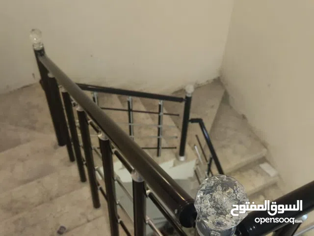 200 m2 5 Bedrooms Townhouse for Rent in Basra Hakemeia
