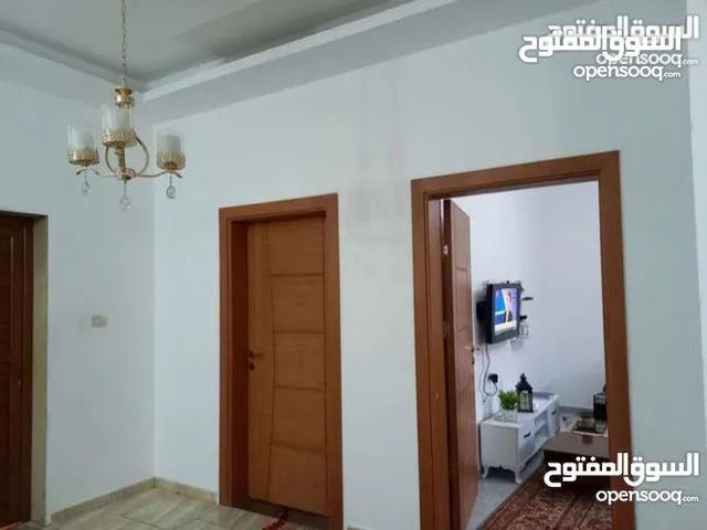 فيلا للبيع فرصة لا تتكرر بهدا السعر موقع ومواصفات ممتازة دورين وملحق وجنان كبير