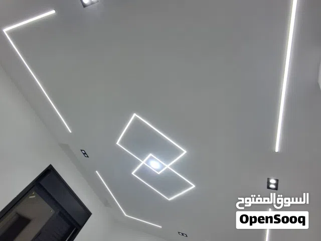 فني تركيب ديكورات