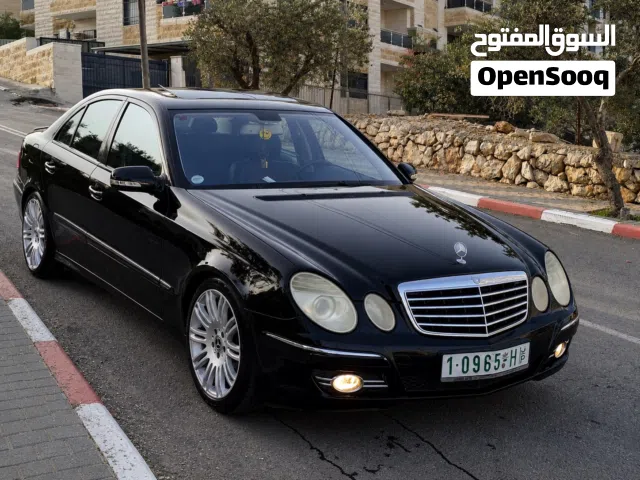2007 مرسيدس بنز الفئة-E E 200