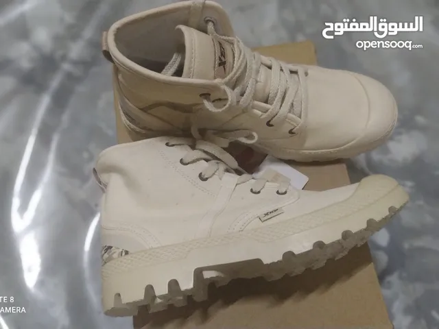 Beige Sport Shoes in Aden