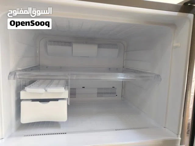 ثلاجة sharp