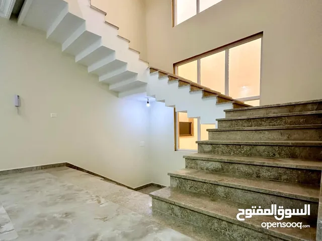450 m2 More than 6 bedrooms Villa for Sale in Tripoli Tareeq Al-Mashtal