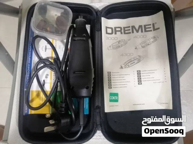 DREMEL 3000 and kit accessory set