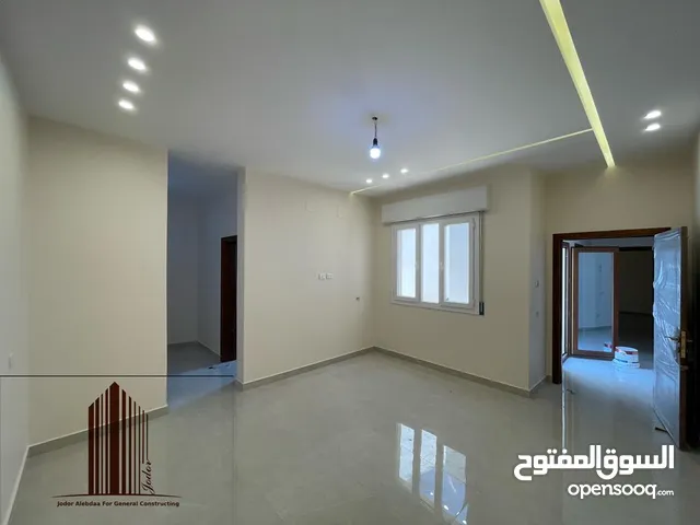 250m2 5 Bedrooms Villa for Sale in Tripoli Al-Sidra