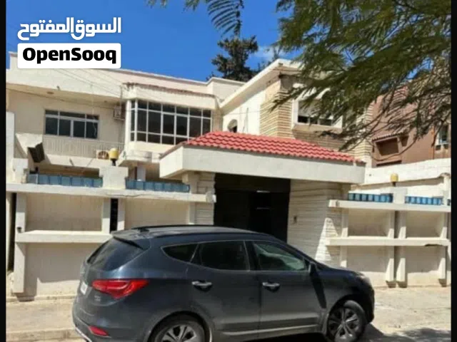 فيلا 850متر  4شقق للبيع في الفويهات الغربية خلف شارع الوكالات