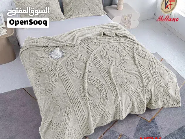 بطانيات مرجانه صيفيه وشتويه تستعمل لكل الفصول محفر ثقيل وزن ثقيل  بأشكال جديده وفاخره