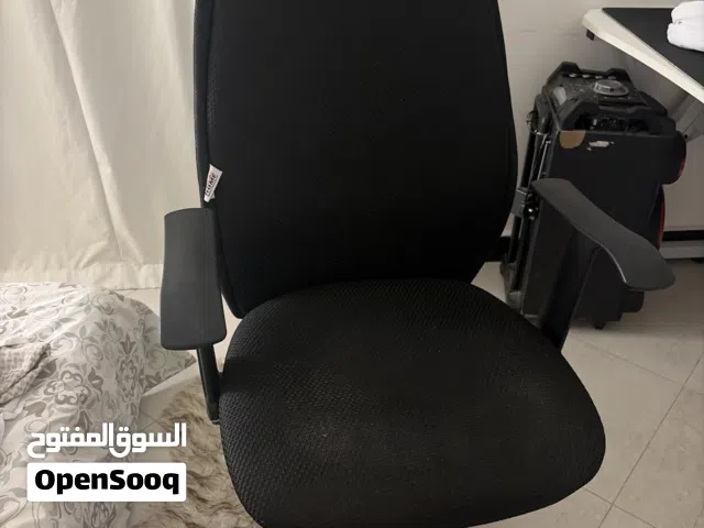 كرسي مستعمل نضيف للبيع