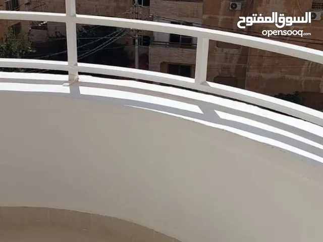 شقة للبيع في الجاردنز طابق ثالث