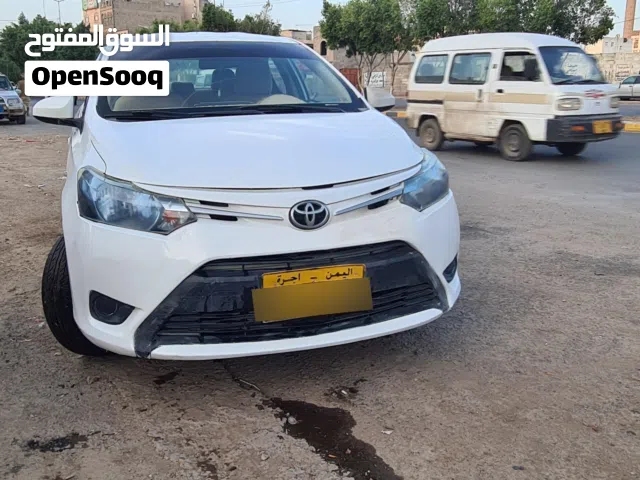 2014 تويوتا يارس E