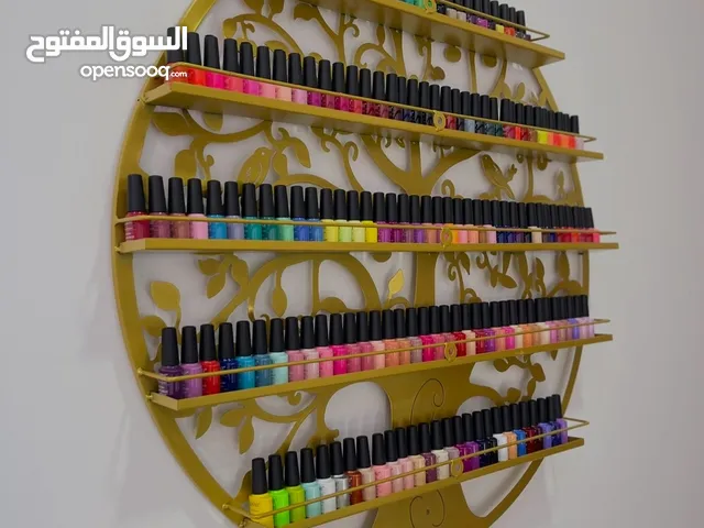 عدة اضافر للبيع بسبب السفر