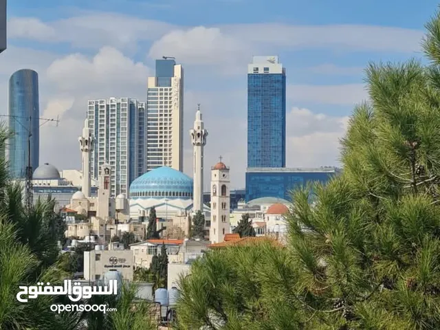 لخدمتكم في ادارة وتاجير عقاركم بالكامل او بشكل جزئي
