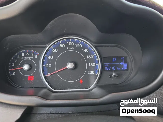 2016 هيونداي i10 Standard