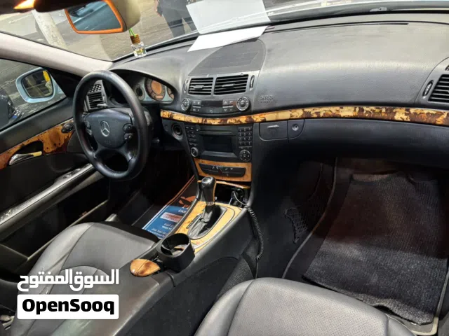 2009 مرسيدس بنز الفئة-E E 240