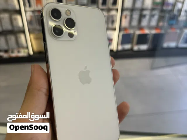 IPhone 12 Pro 256gb //// مستخدم مش مفتوح ولا مغير اي قطعه مساحة 256جيجا
