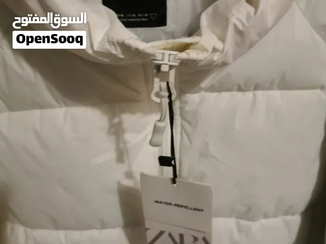 جاكيت زارا جديد بفر ابيض مقاس xl
