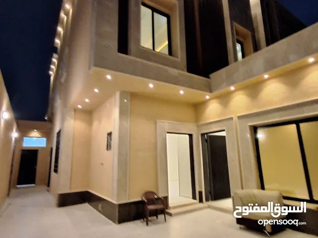 220m2 More than 6 bedrooms Villa for Sale in Al Riyadh Tuwaiq