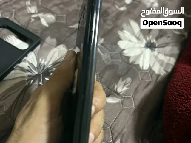 يحتاج تغيير شاشة فقط