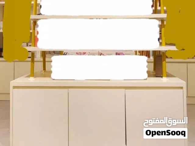 Gondola for display of products