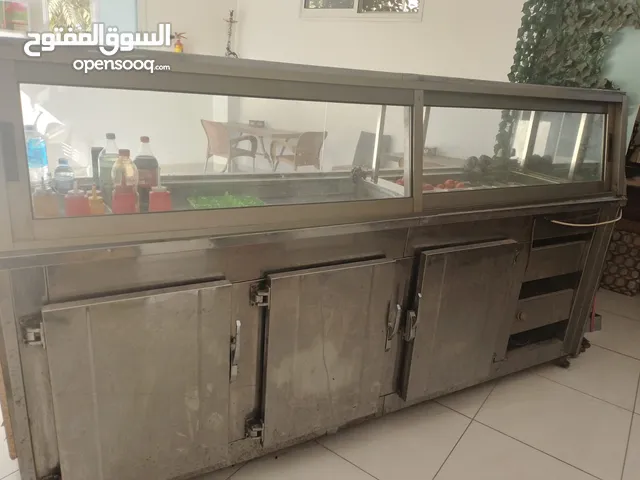 عدة مطعم شعبي للبيع بسعر مغري