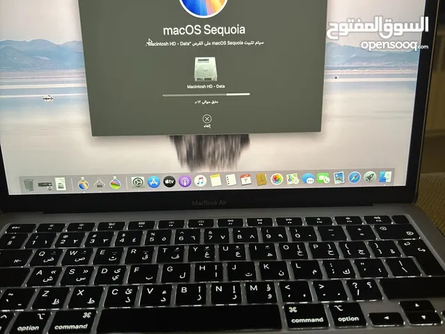 ابل ماك بوك