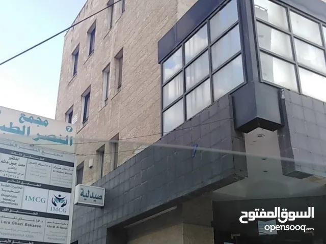 عيادة للبيع او للايجار منطقة الخالدي