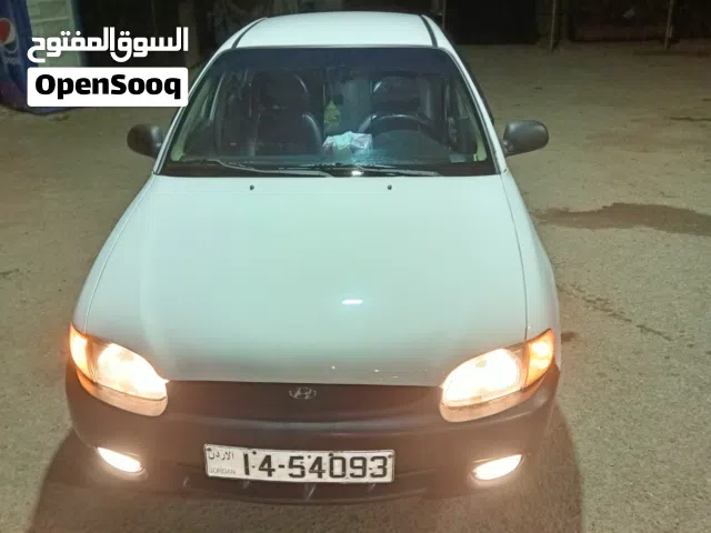 1996, هيونداي, اكسنت, Standard